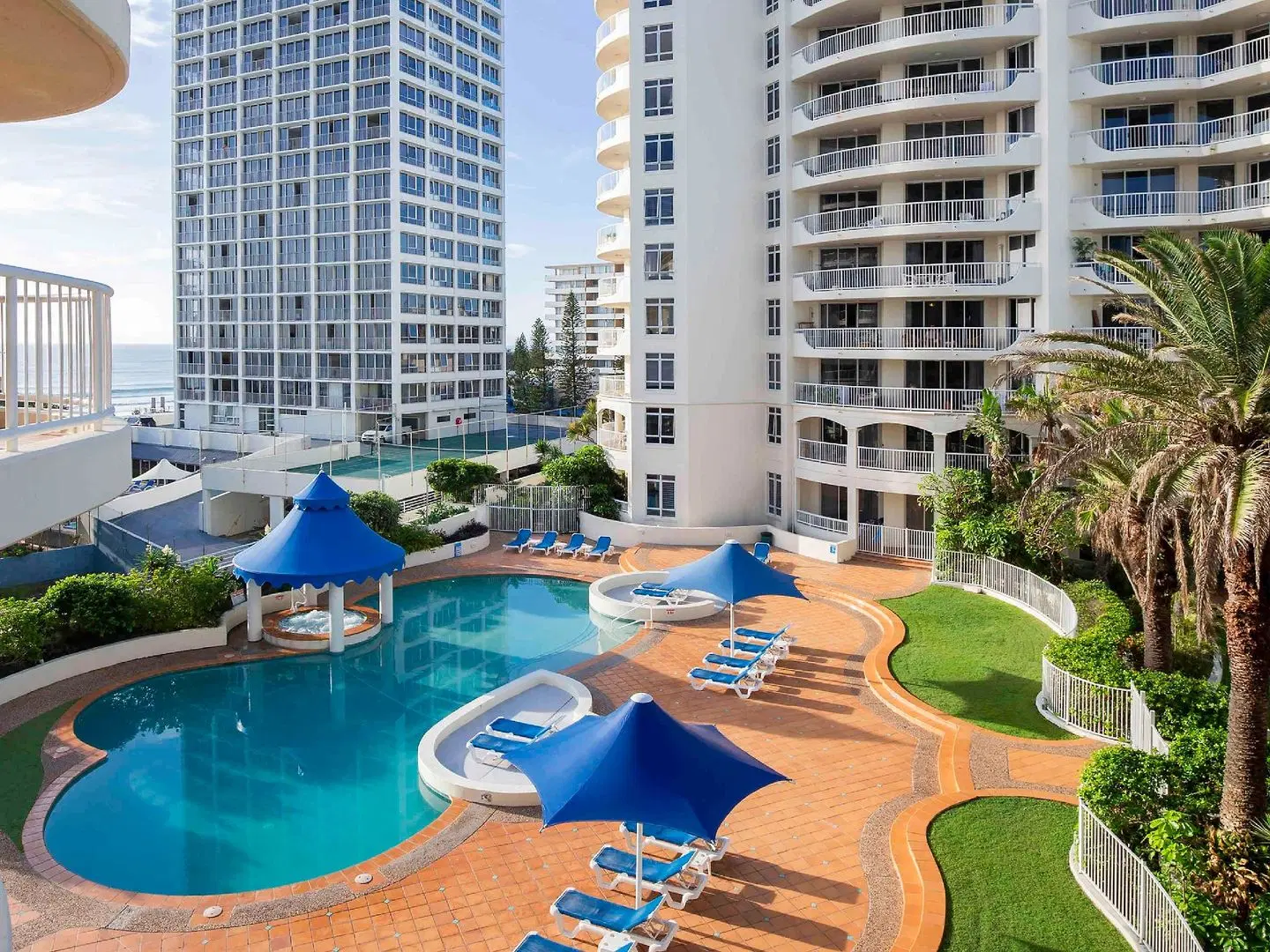 BreakFree Moroccan Surfers Paradise EXTERIOR