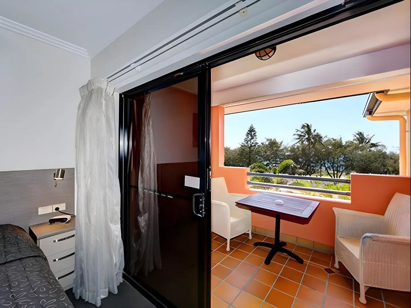 Kacy's Bargara Beach Motel ROOM_EXAMPLE
