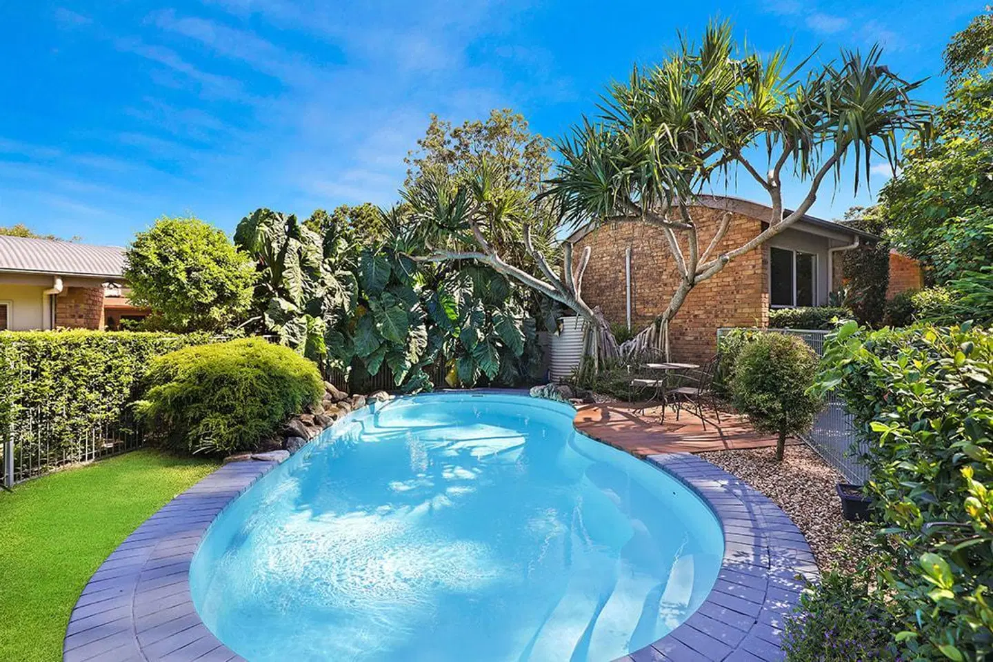 Maleny View Cottage Resort OUTDOOR_POOL