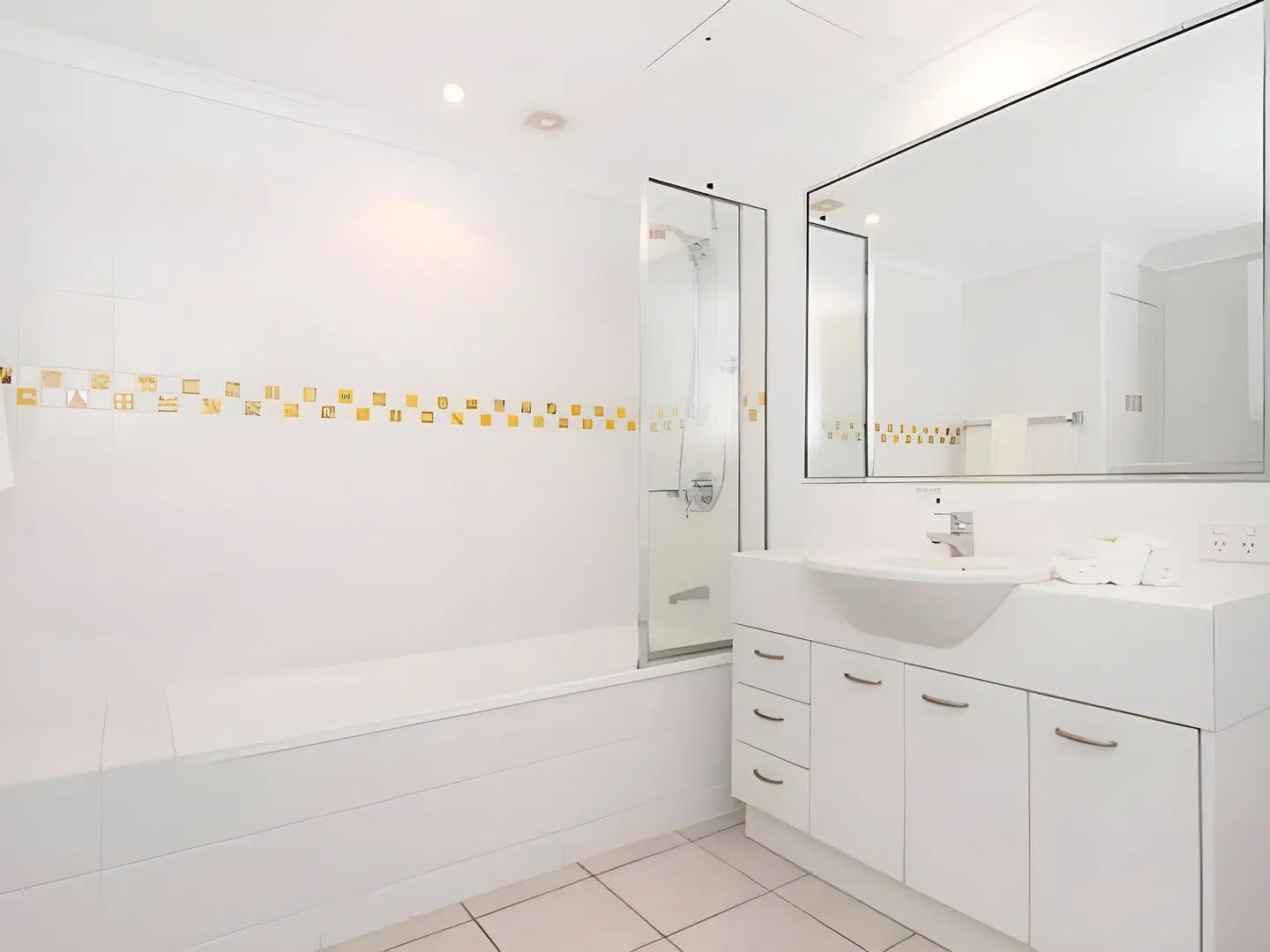 Montpellier Boutique Resort Noosa Badezimmer