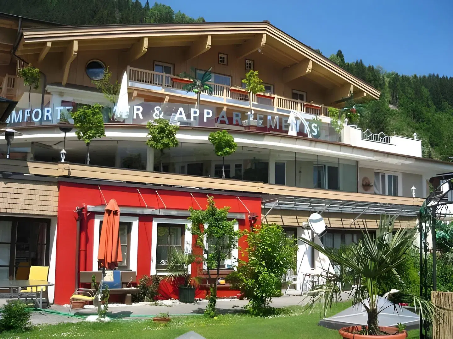 Hotel Garni Pinzgau EXTERIOR