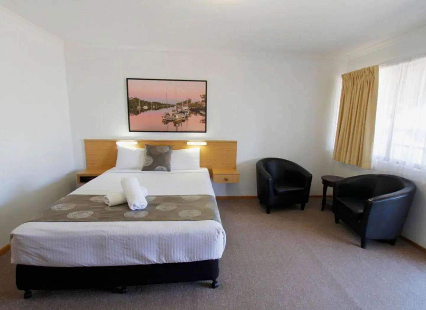 Blue Shades Motel ROOM_EXAMPLE