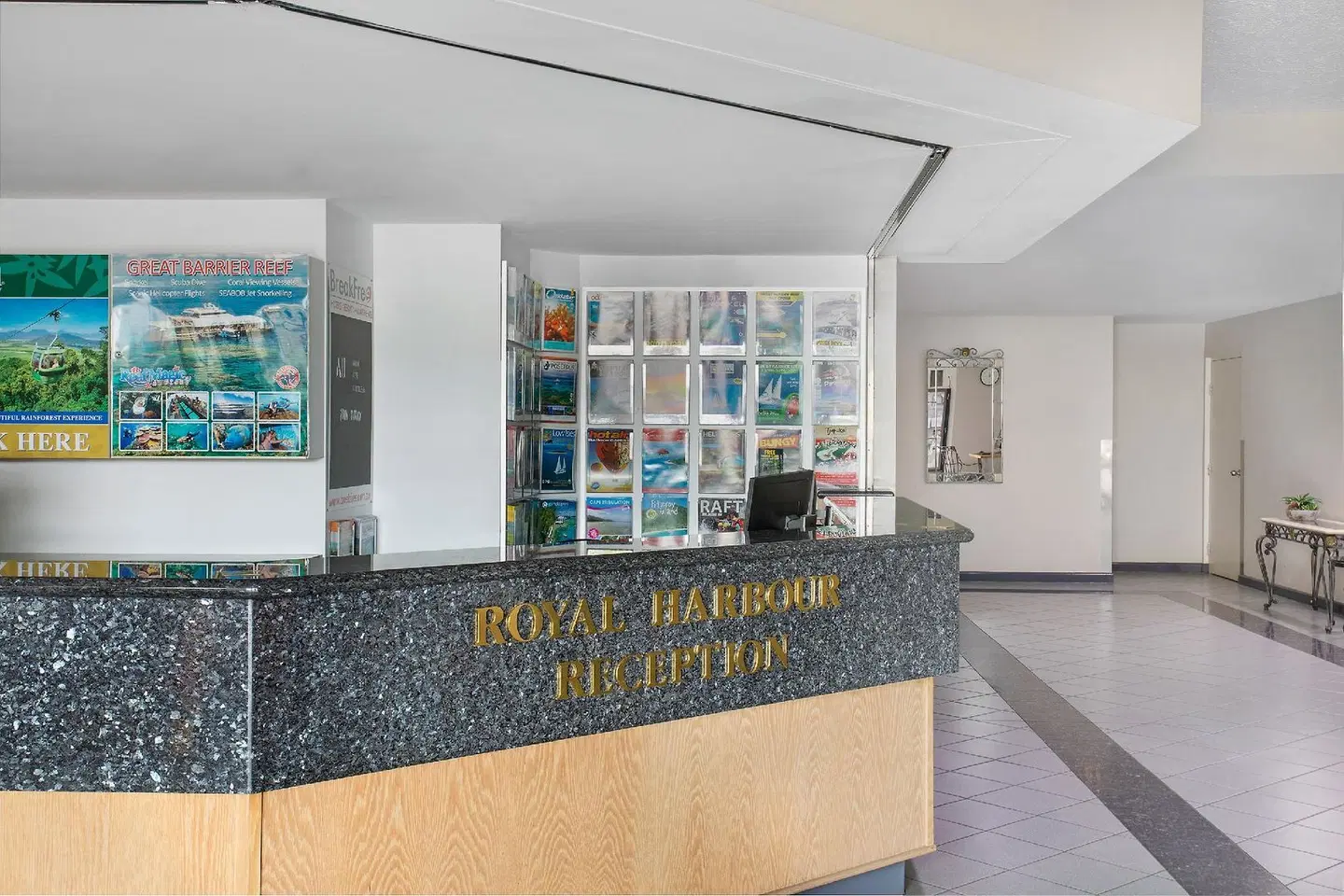 BreakFree Royal Harbour LOUNGE_LOBBY