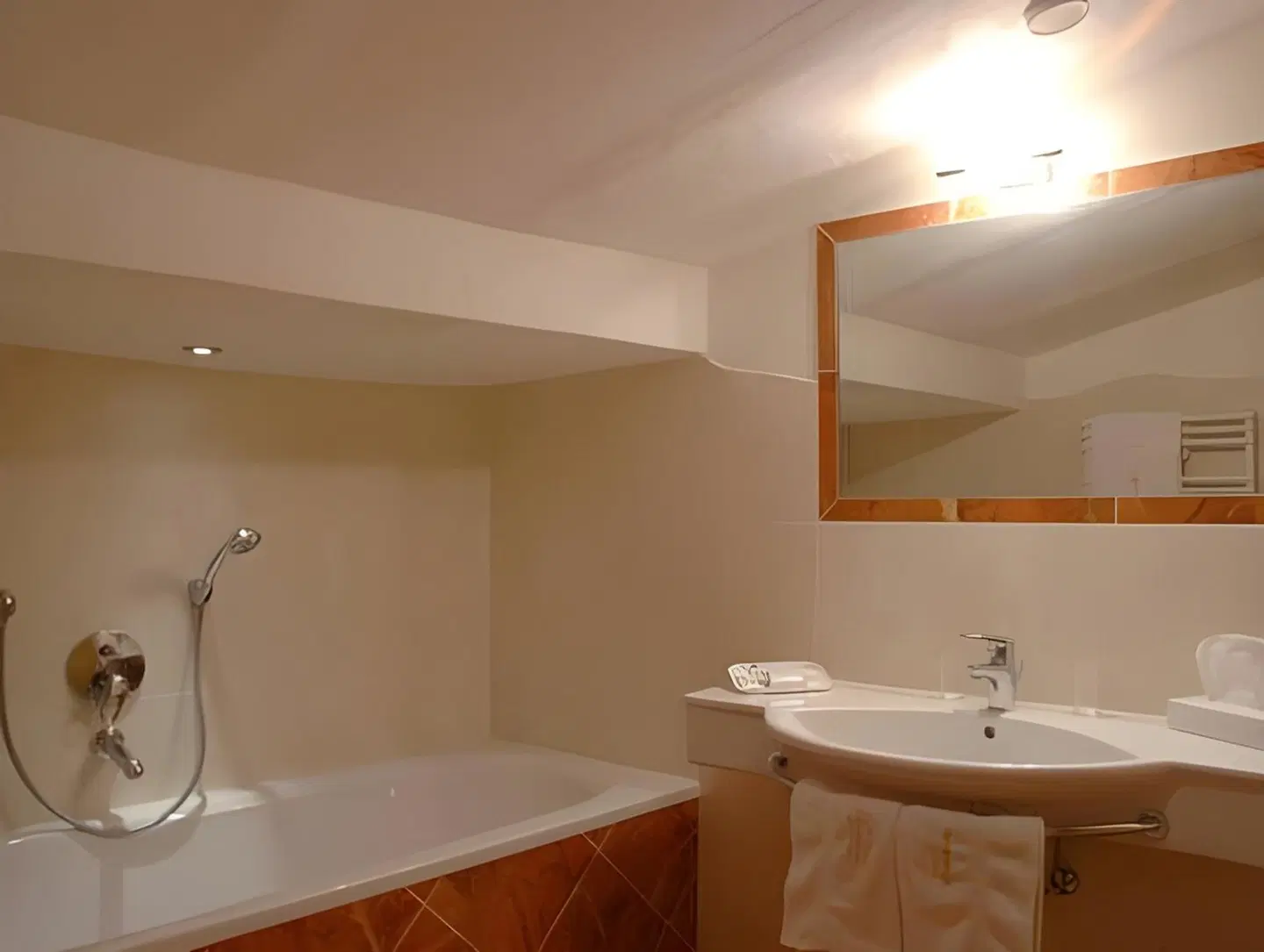 Hotel Glockenstuhl Badezimmer
