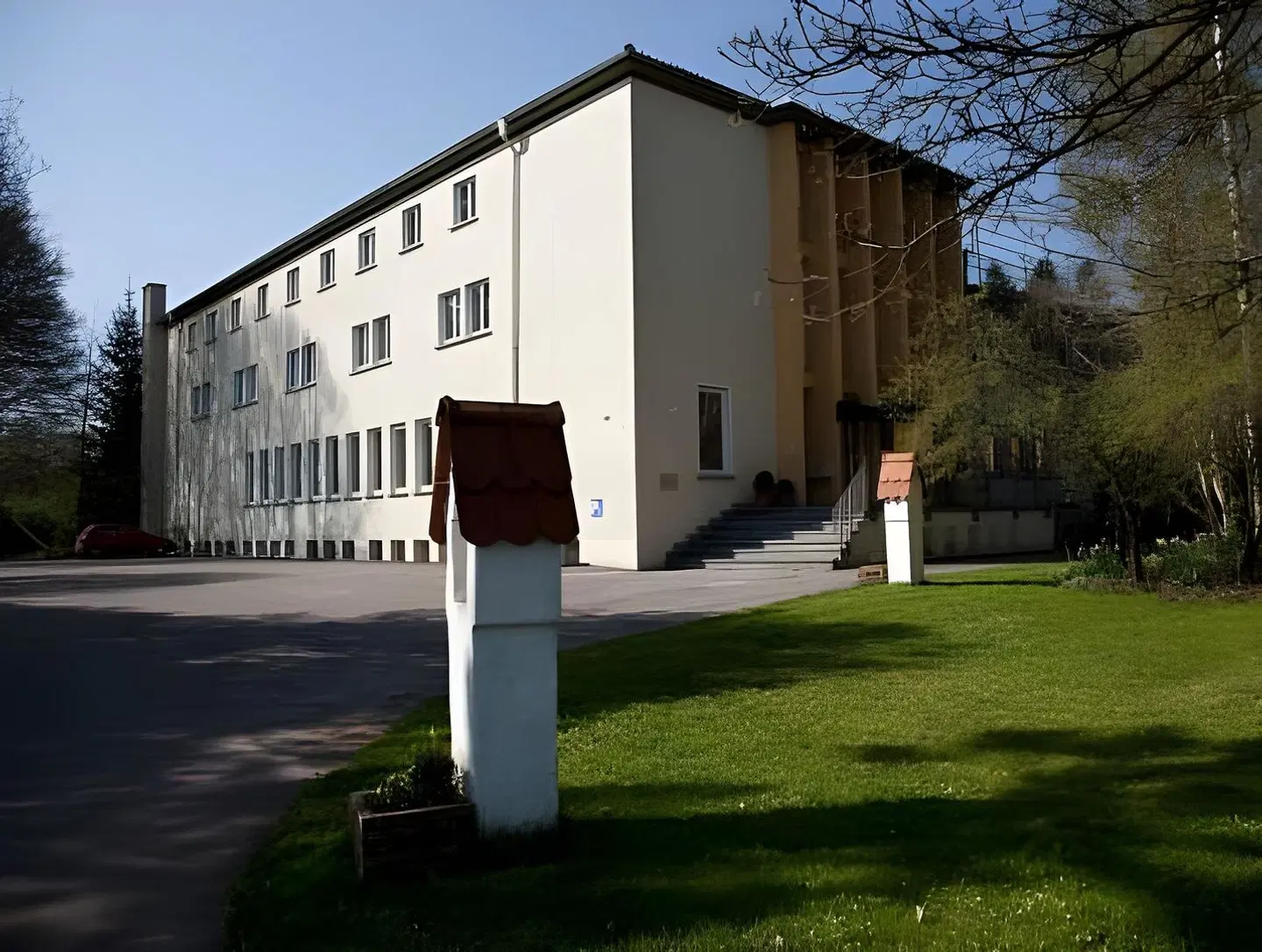 Regina Pacis EXTERIOR