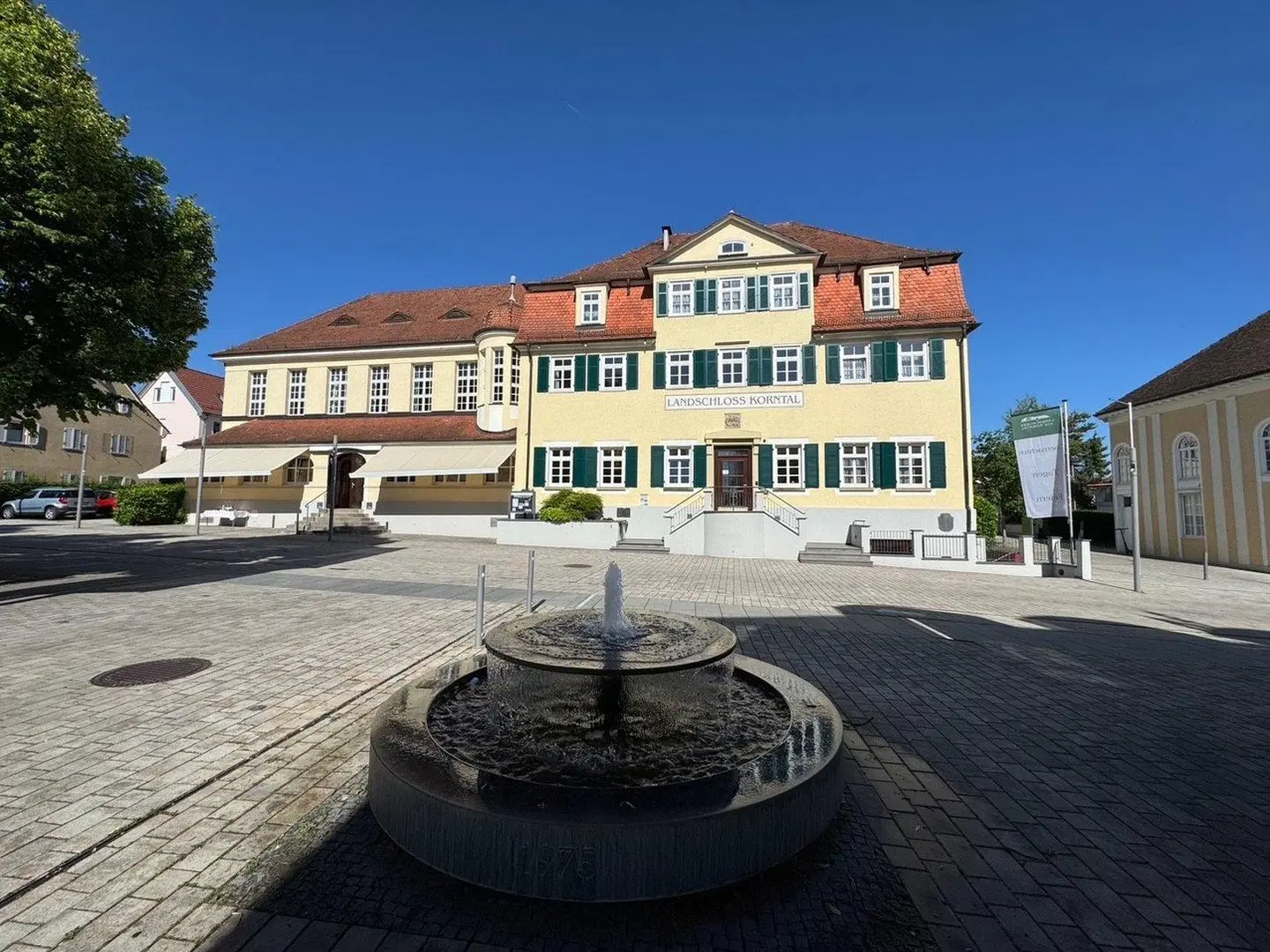 Landschloß Korntal EXTERIOR