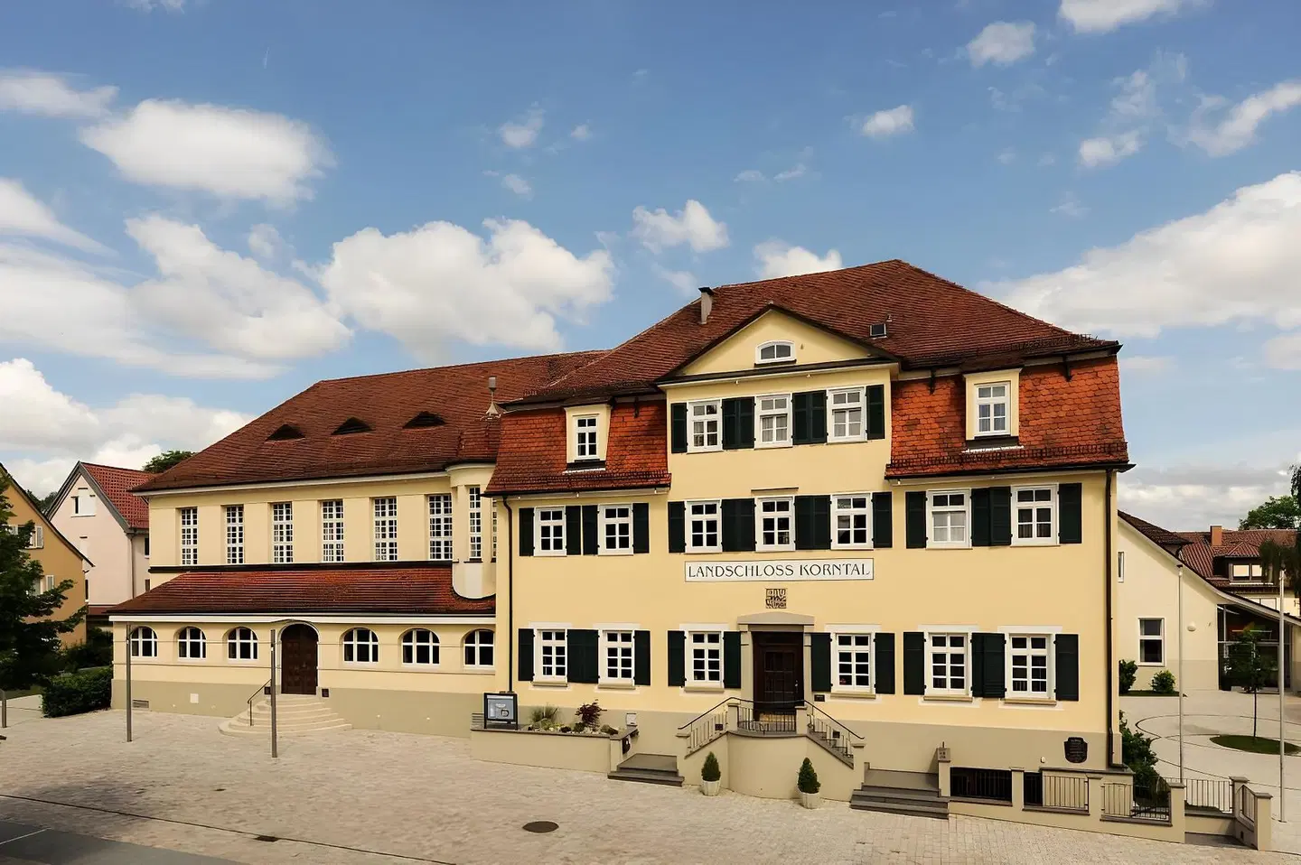 Landschloß Korntal EXTERIOR
