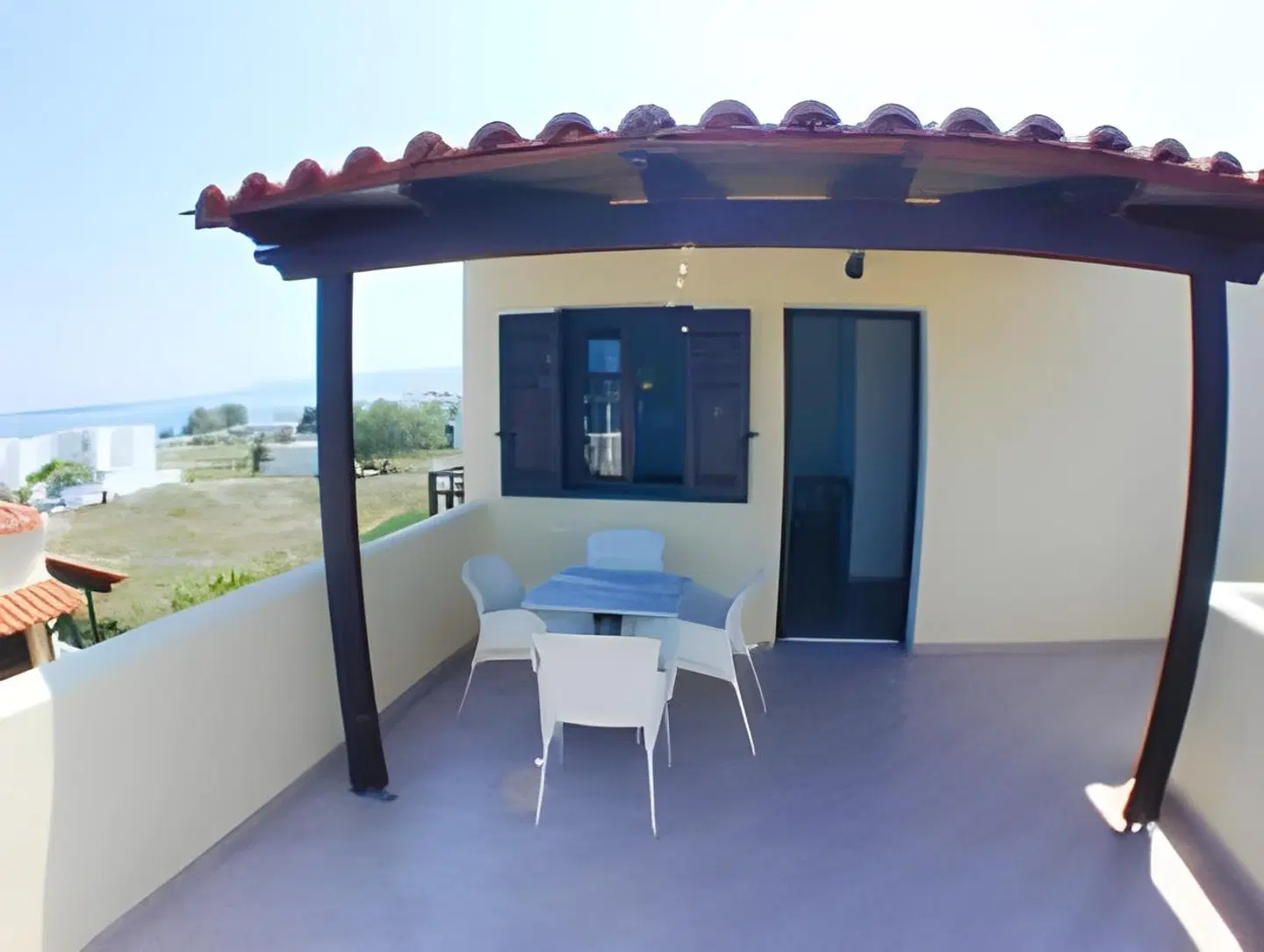 Aquarius Village Agistri Terrasse