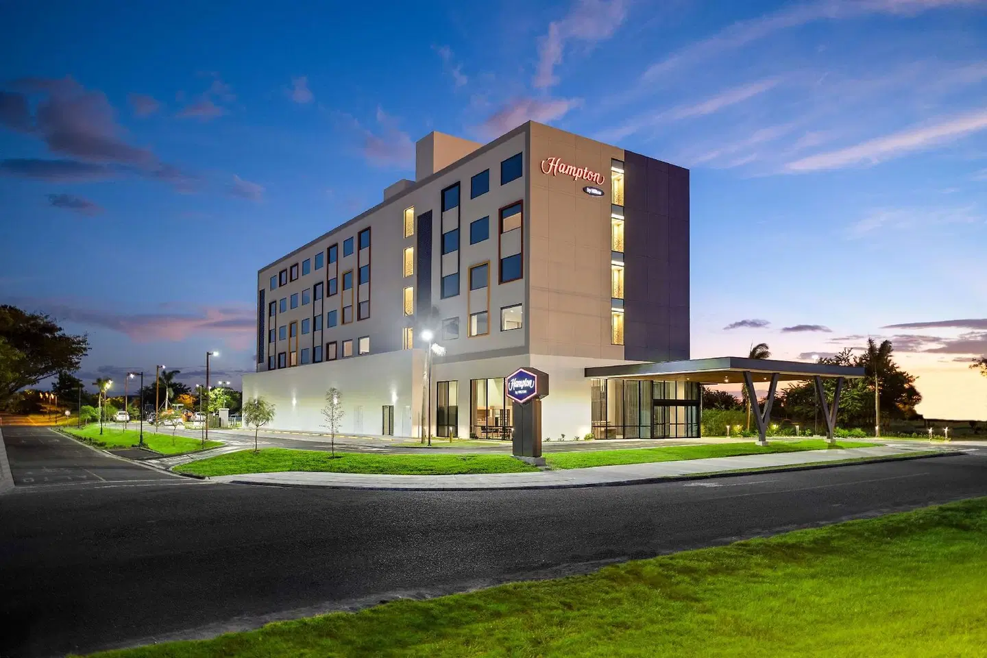 Hampton By Hilton Guanacaste Airport EXTERIOR