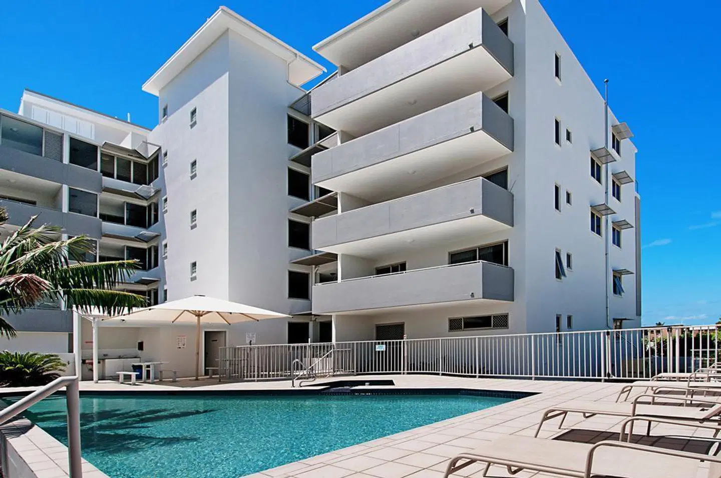 Rovera Apartments EXTERIOR