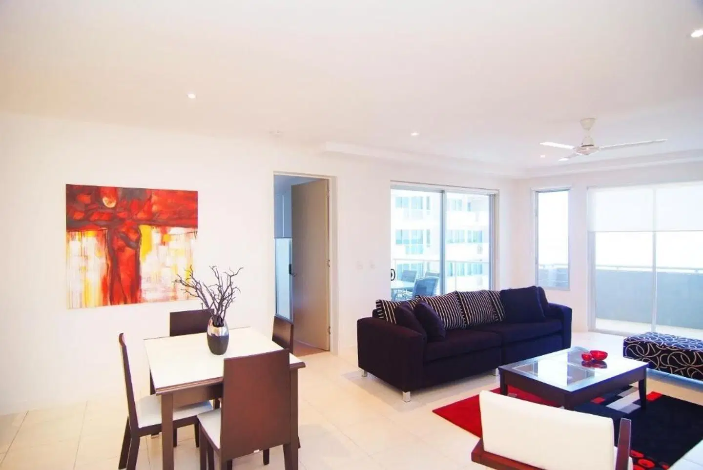 Coral Cove Apartments - Bowen LOUNGE_LOBBY