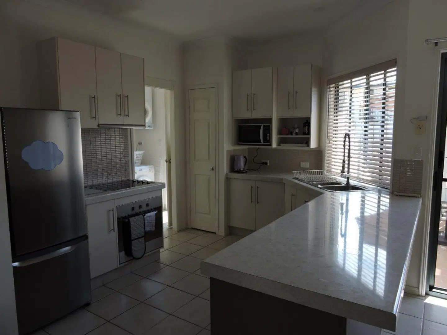 Koola Beach Apartments Bargara Hallenbad