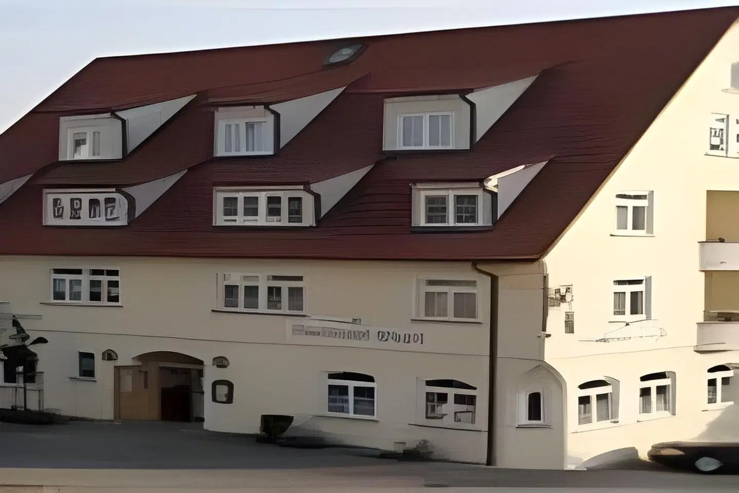 Engel EXTERIOR