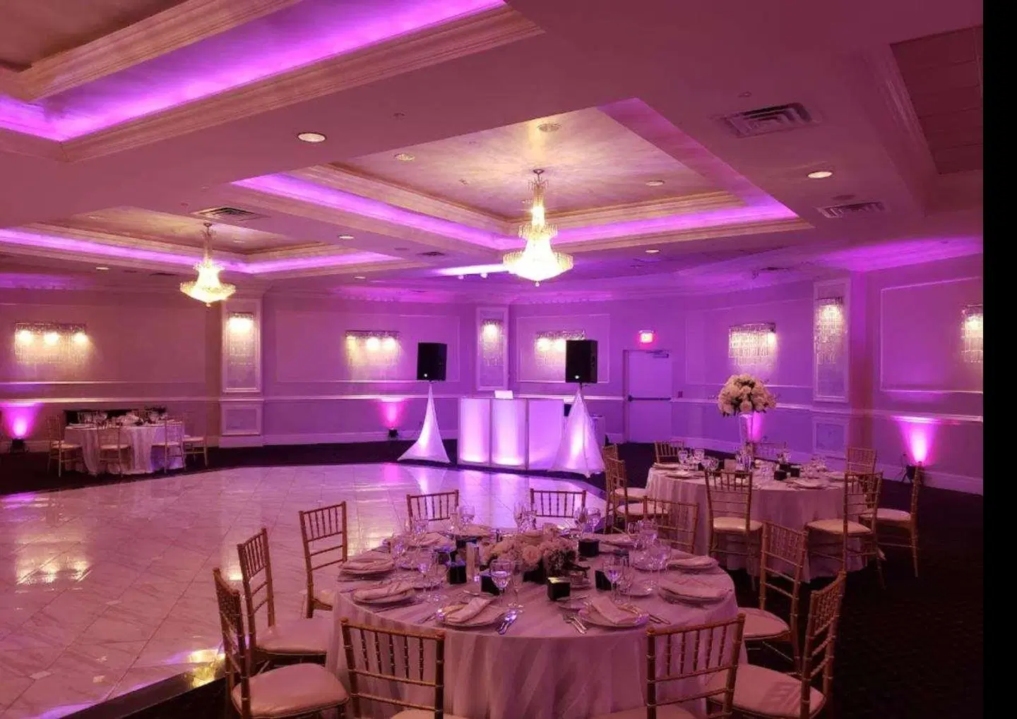 The Wilshire Grand Hotel Restaurant