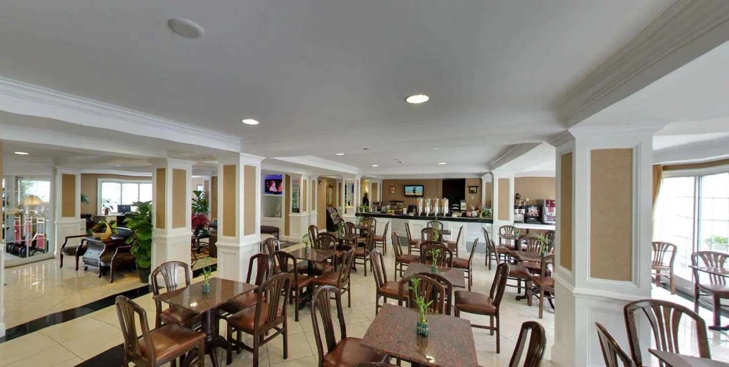 The Wilshire Grand Hotel Restaurant