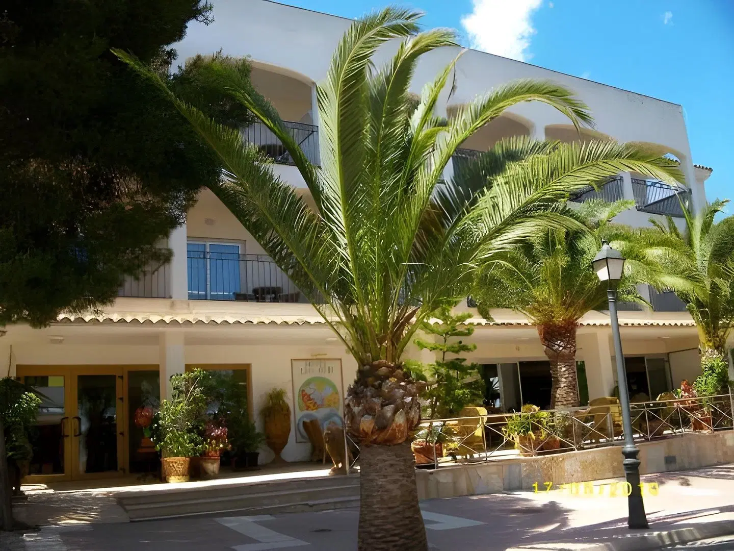 Hostal Leo Or EXTERIOR