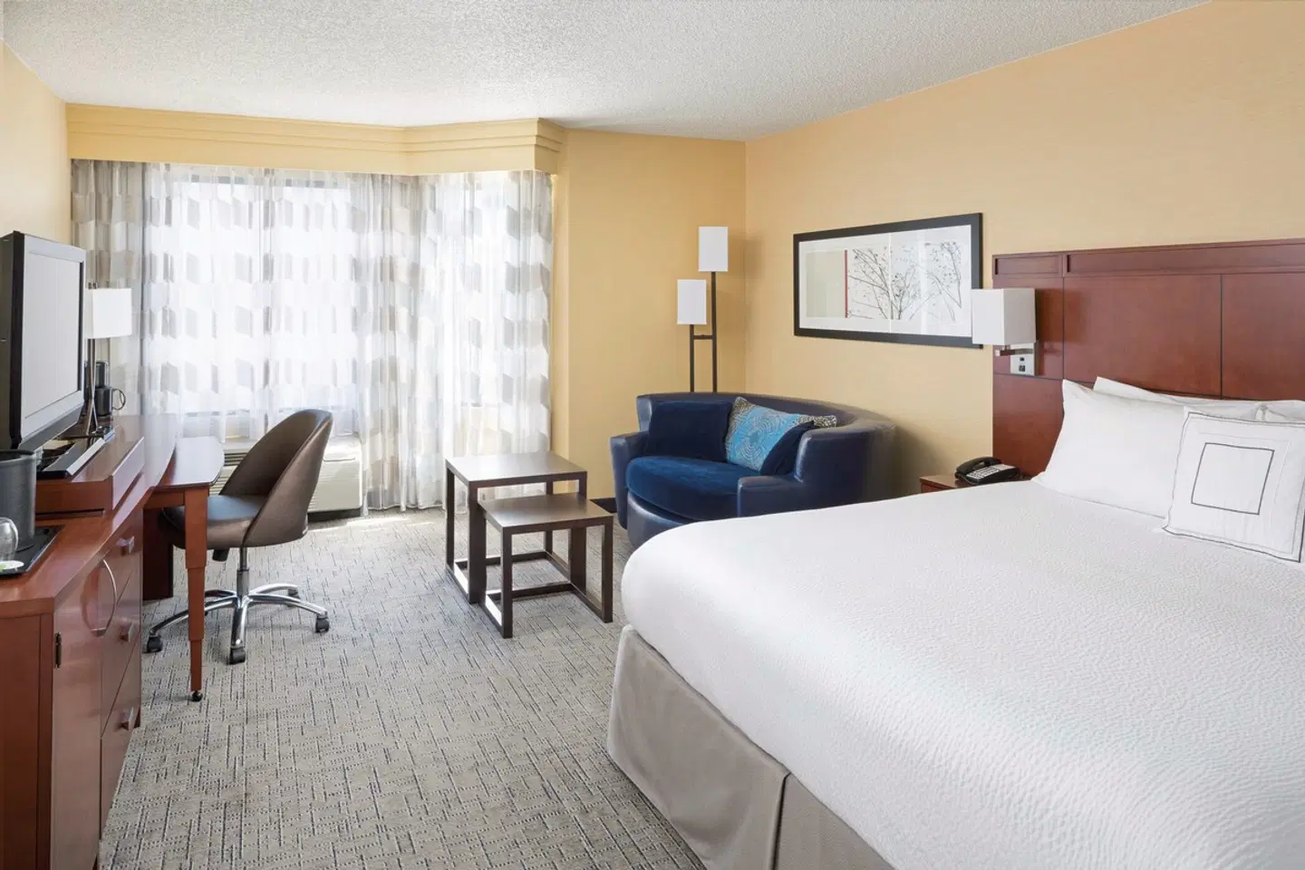 Courtyard by Marriott San Francisco Fisherman's Wharf ROOM_EXAMPLE