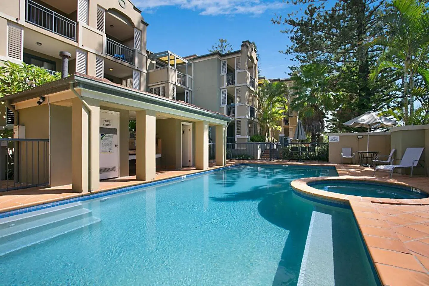 Beaches On Wave Street OUTDOOR_POOL