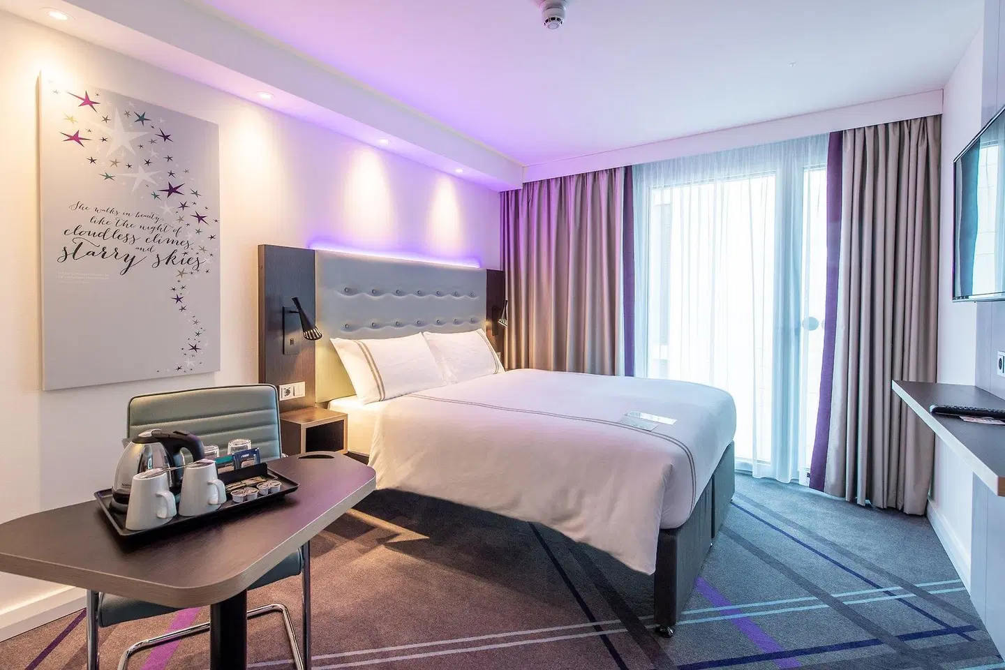 Premier Inn Stuttgart City Centre Hotel ROOM_EXAMPLE
