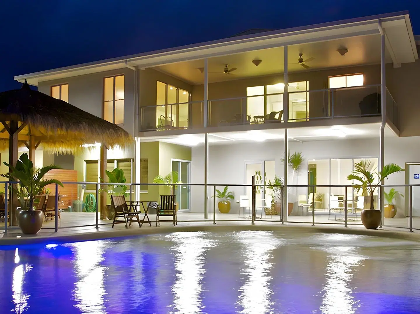 The Coast Motel Hallenbad
