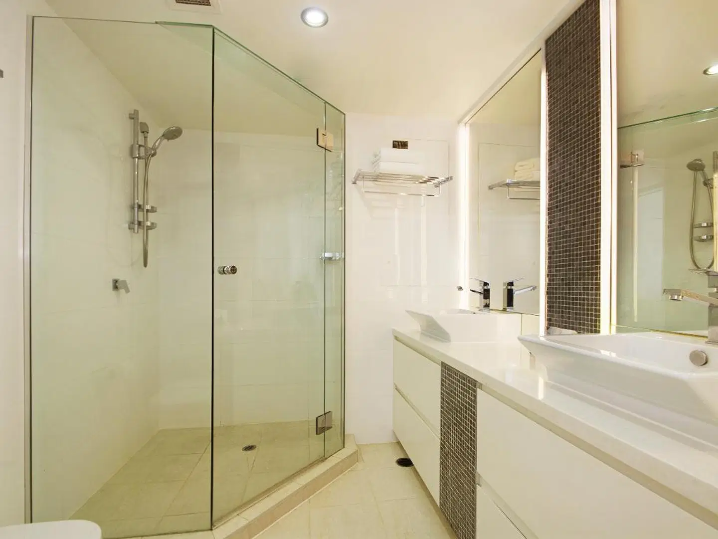 Fairshore Noosa Badezimmer