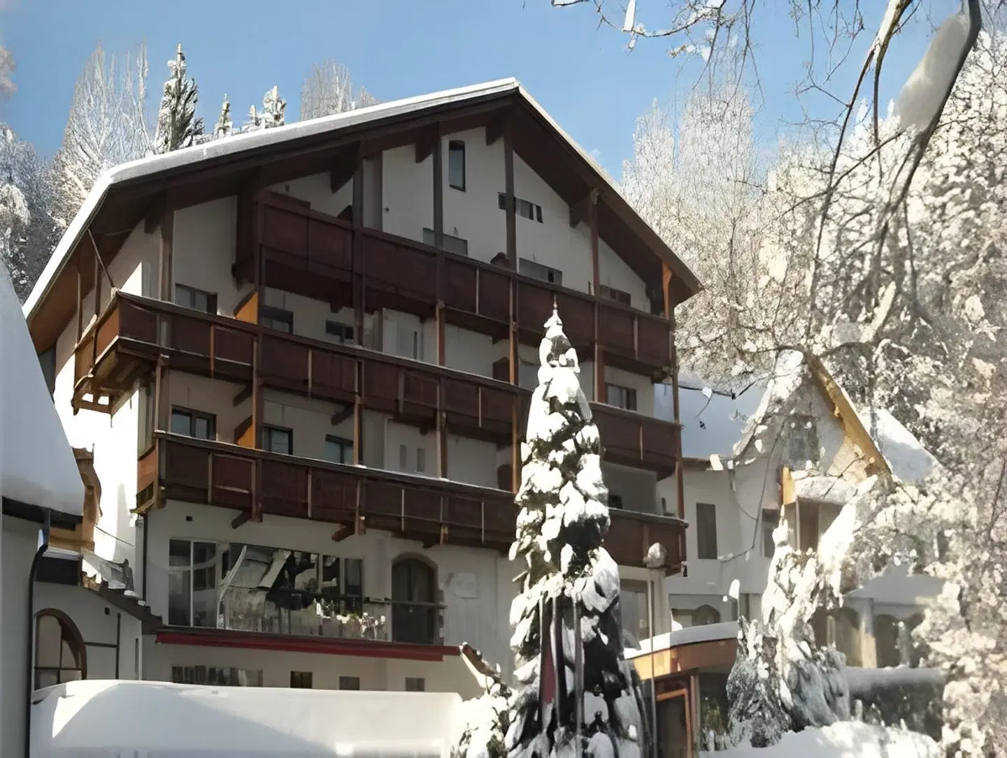 Holzschuh's Schwarzwaldhotel EXTERIOR