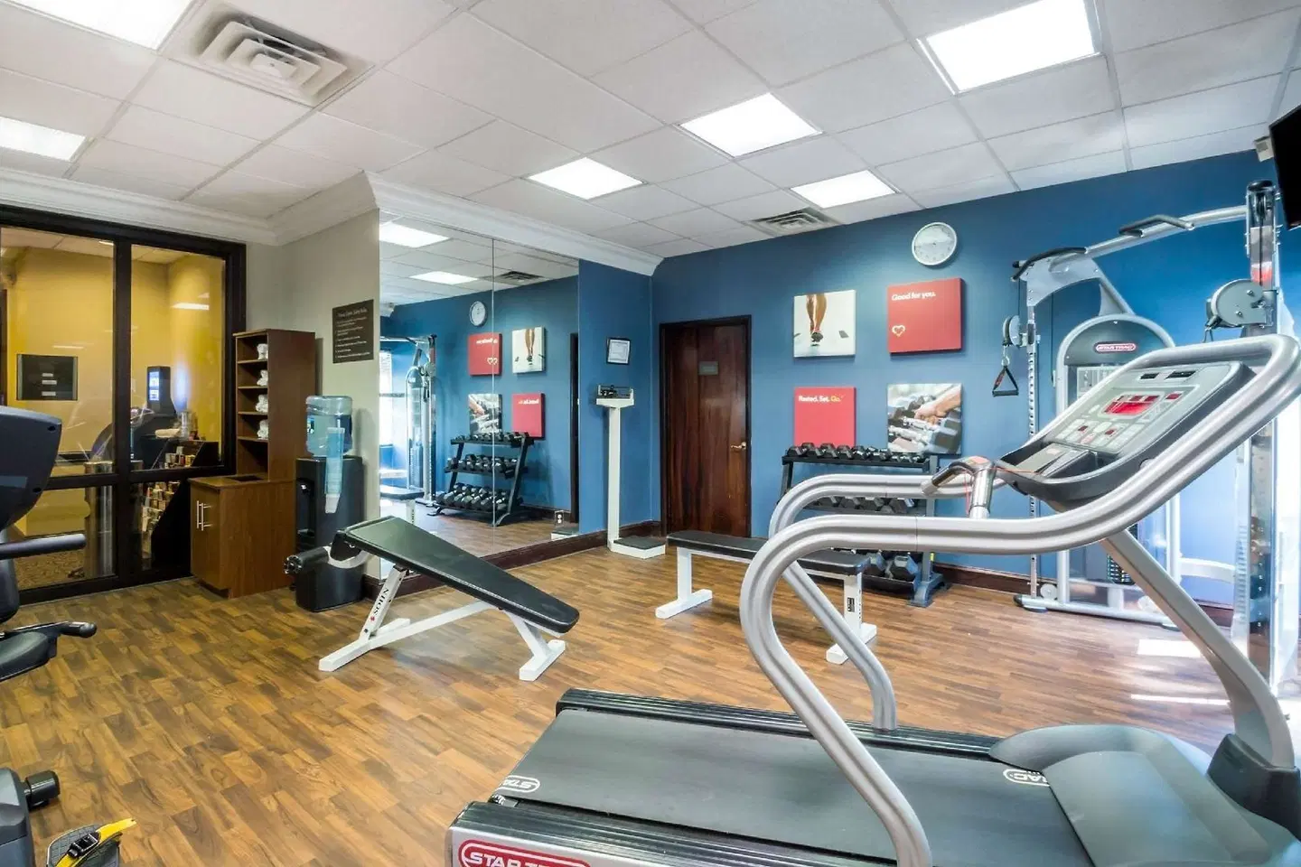 Comfort Suites Avenel SPORTS_AND_LEISURE