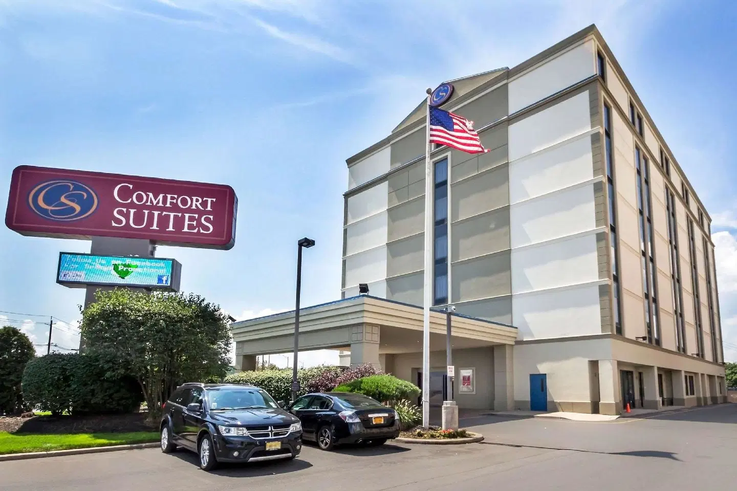 Comfort Suites Avenel EXTERIOR