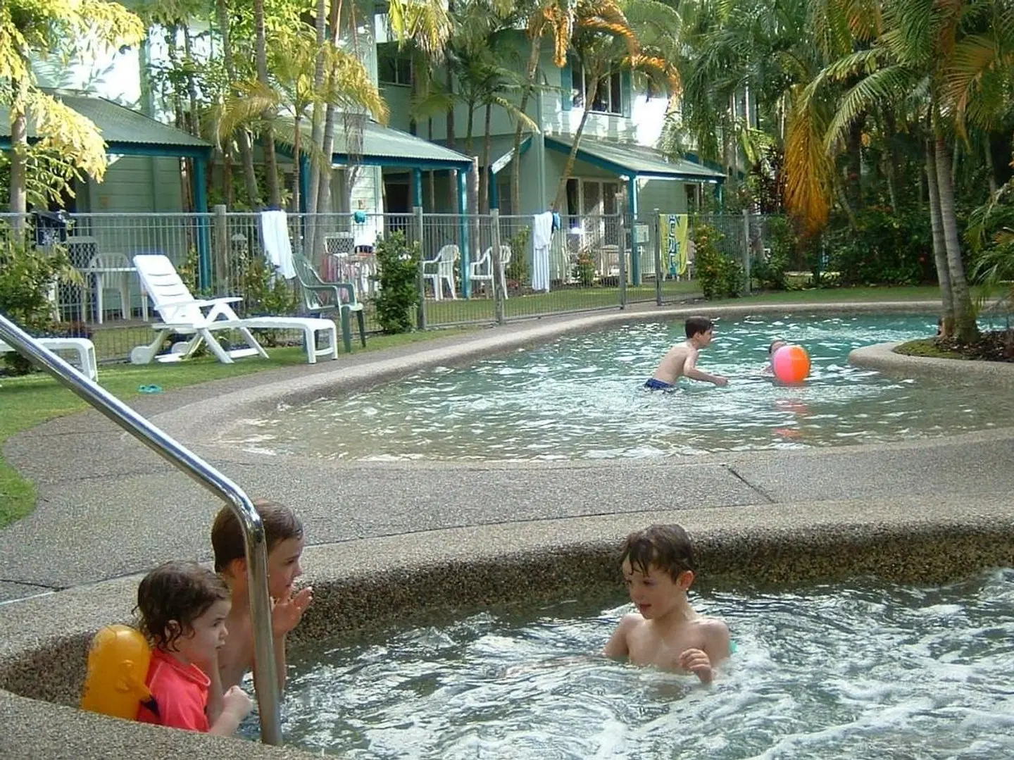 Coco Bay Resort OUTDOOR_POOL