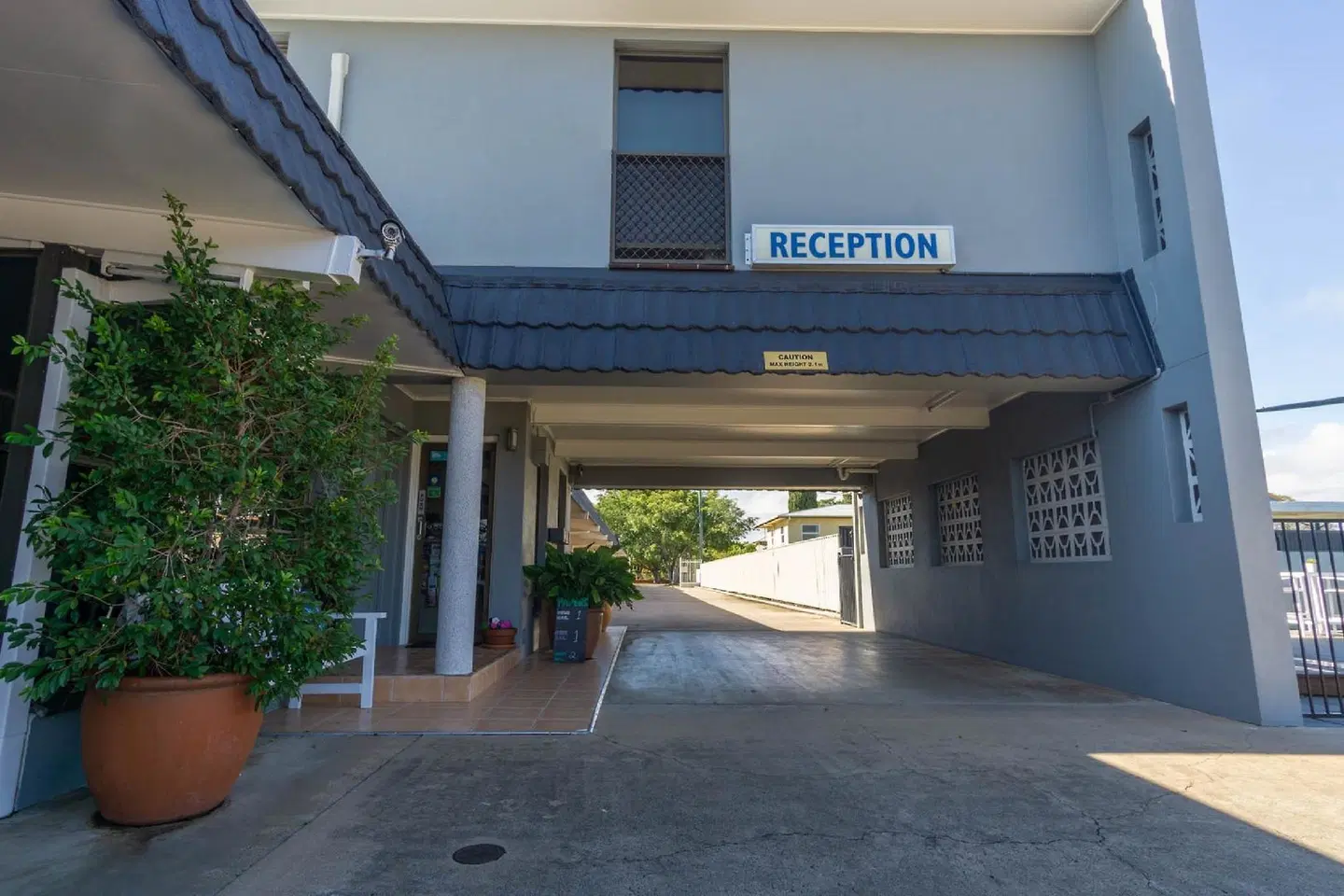 Acacia Motor Inn EXTERIOR