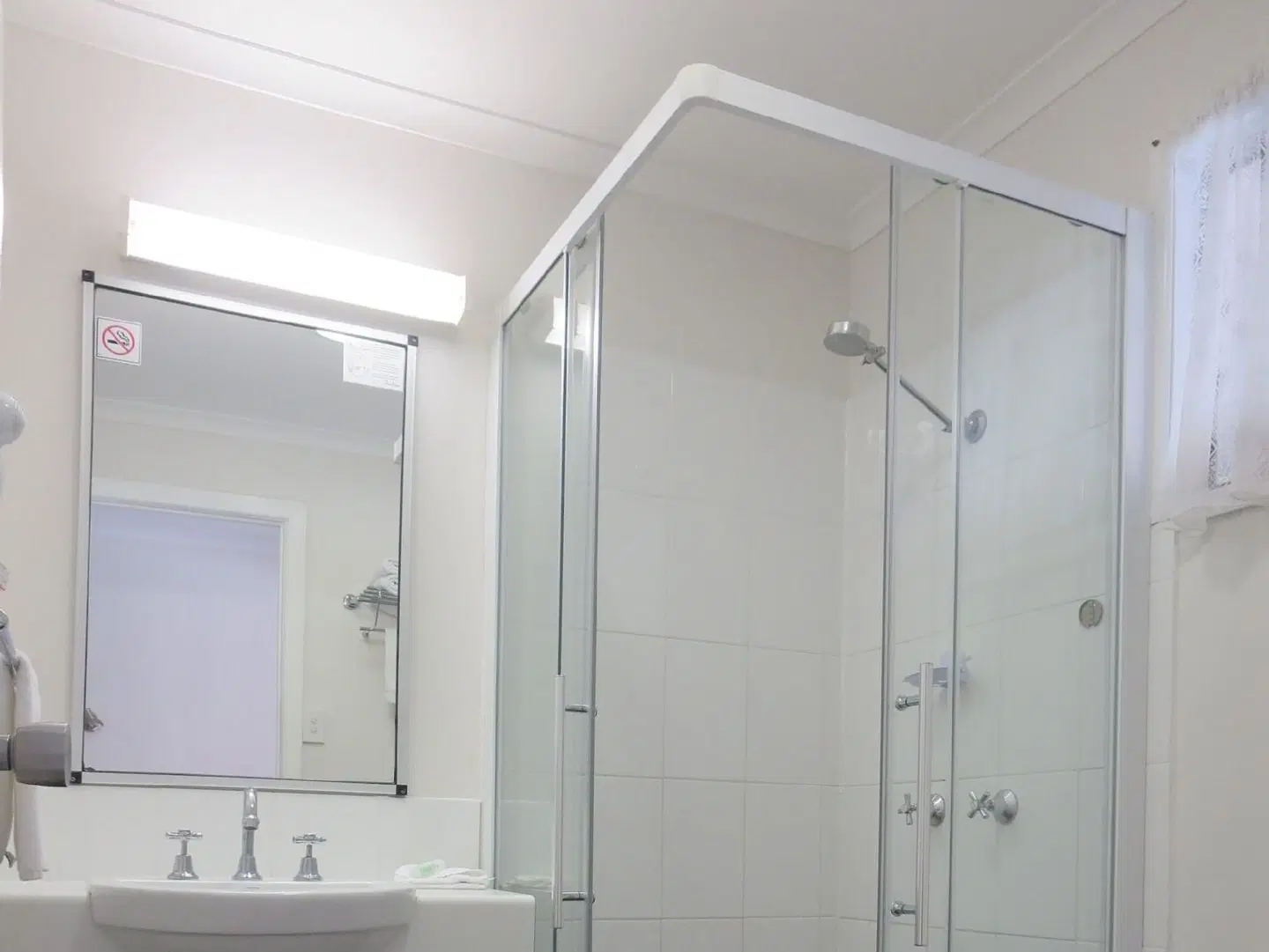 Mackay Motor Inn Badezimmer