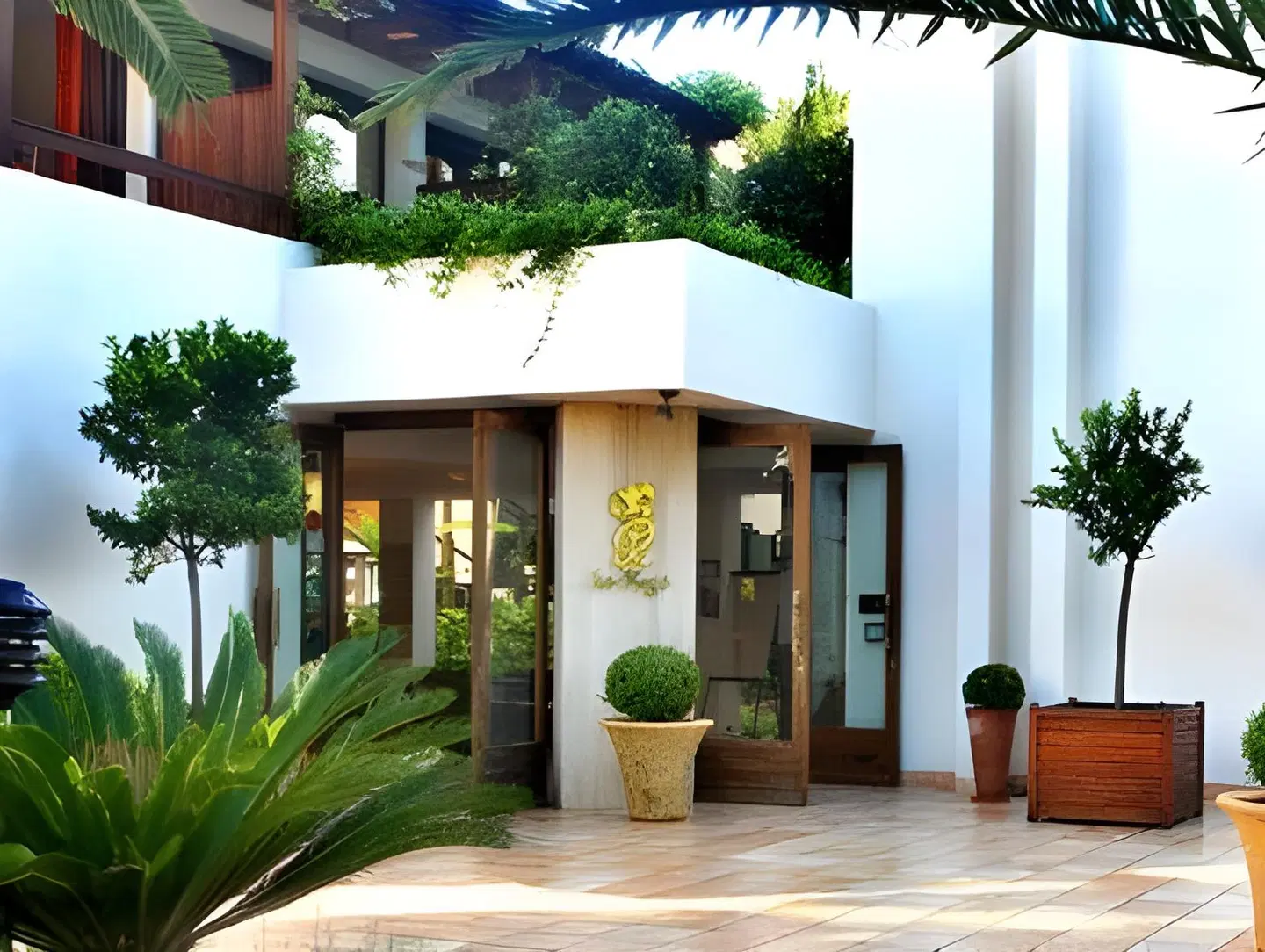 La Roya EXTERIOR
