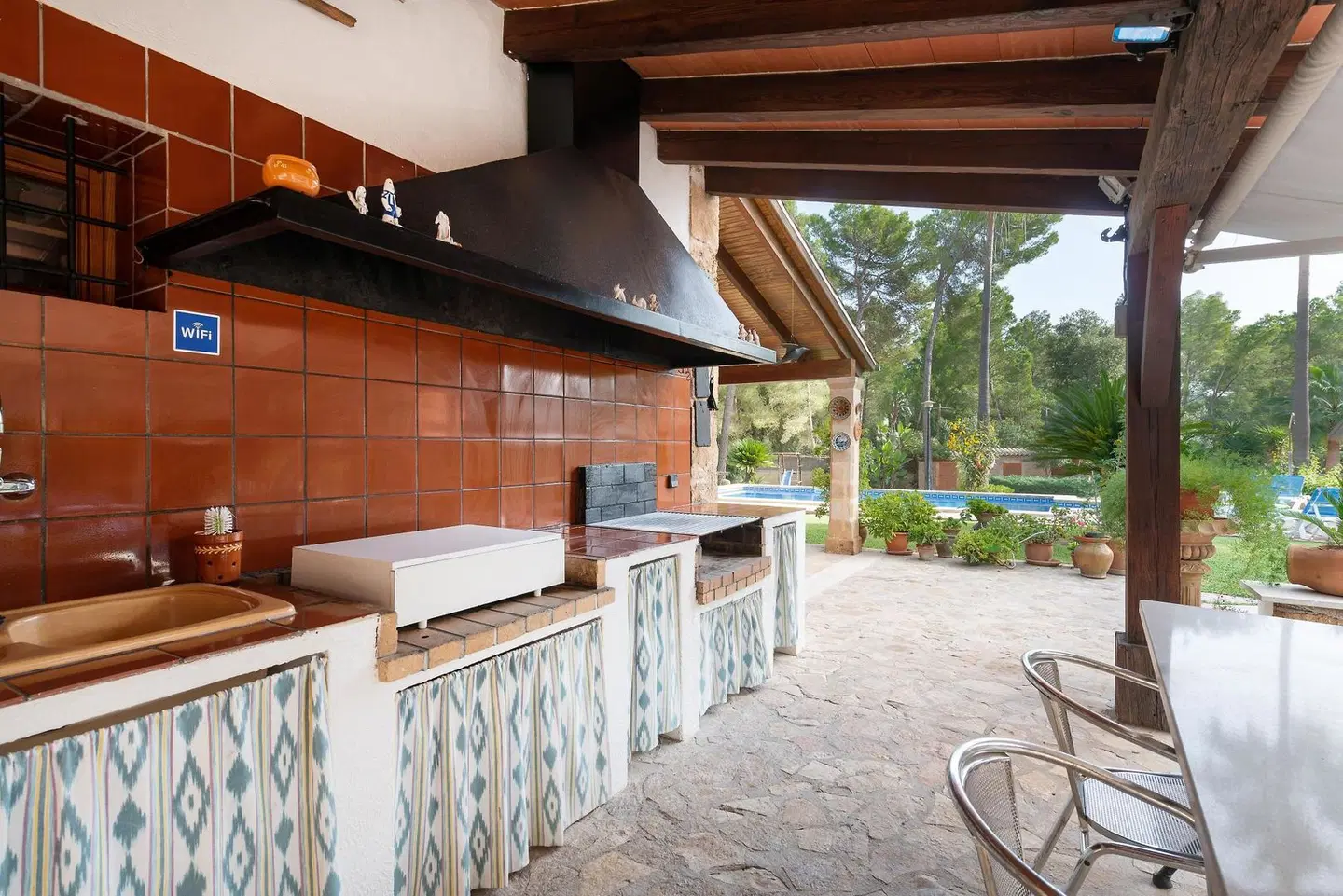 Villa Bon Pas Bar