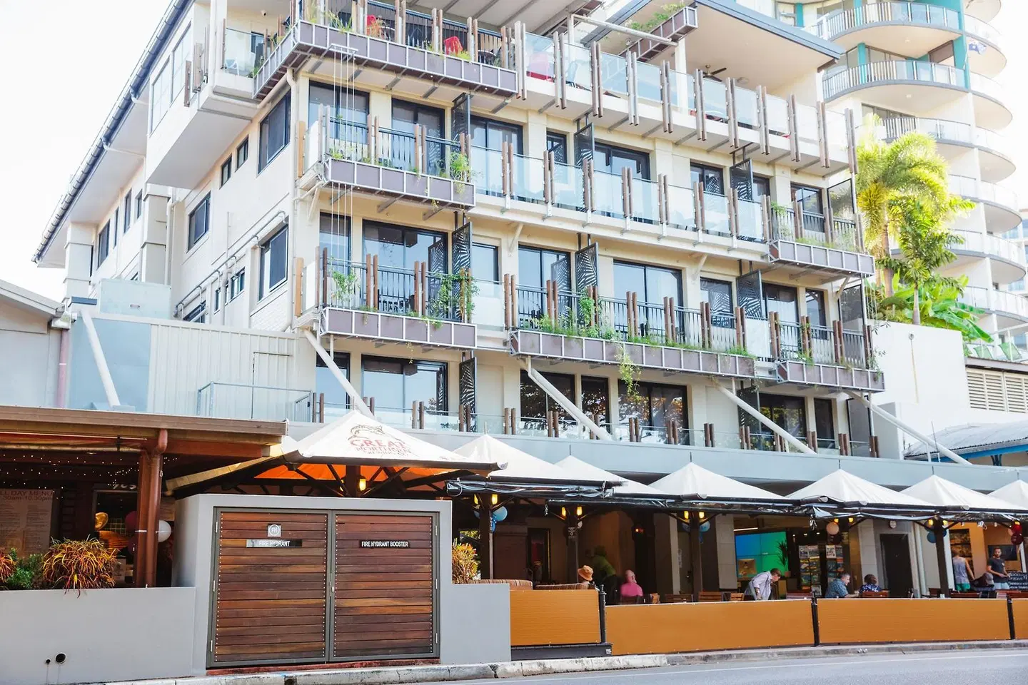 Global Backpackers Cairns EXTERIOR
