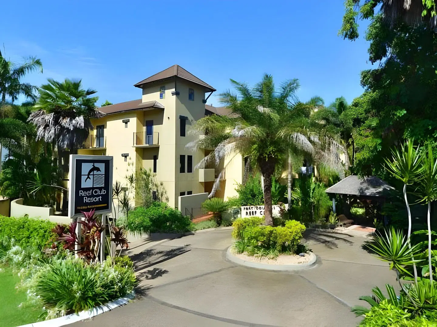 Reef Club Resort EXTERIOR