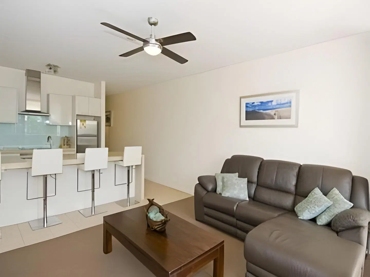 Shelly Bay Resort ROOM_EXAMPLE