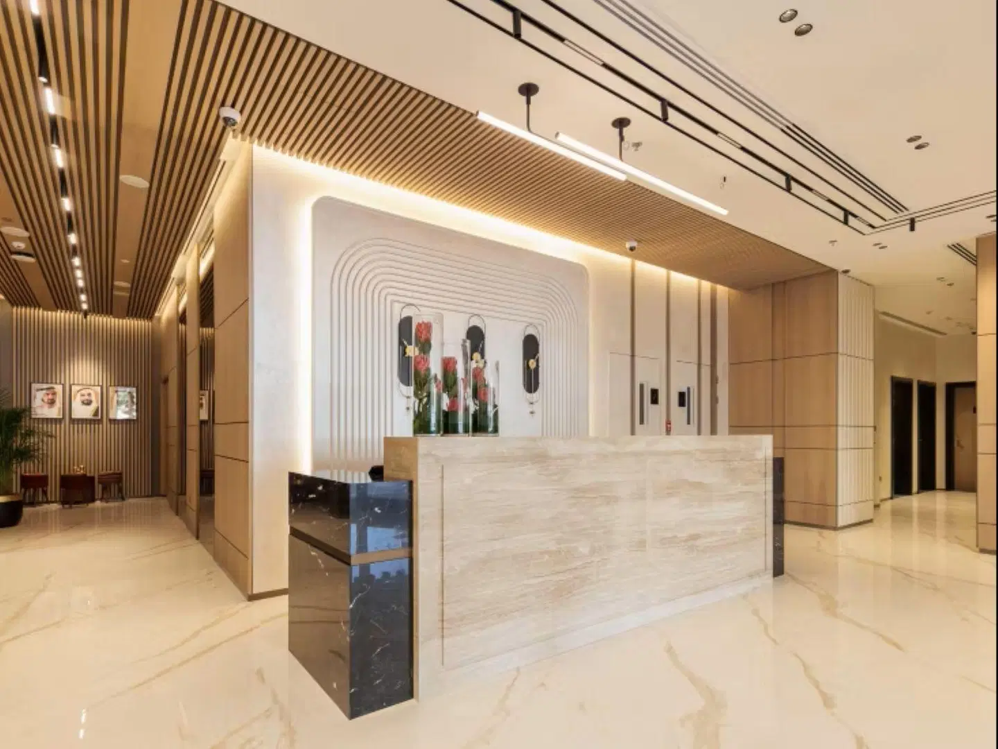 Holiday Inn Dubai Village Circle LOUNGE_LOBBY