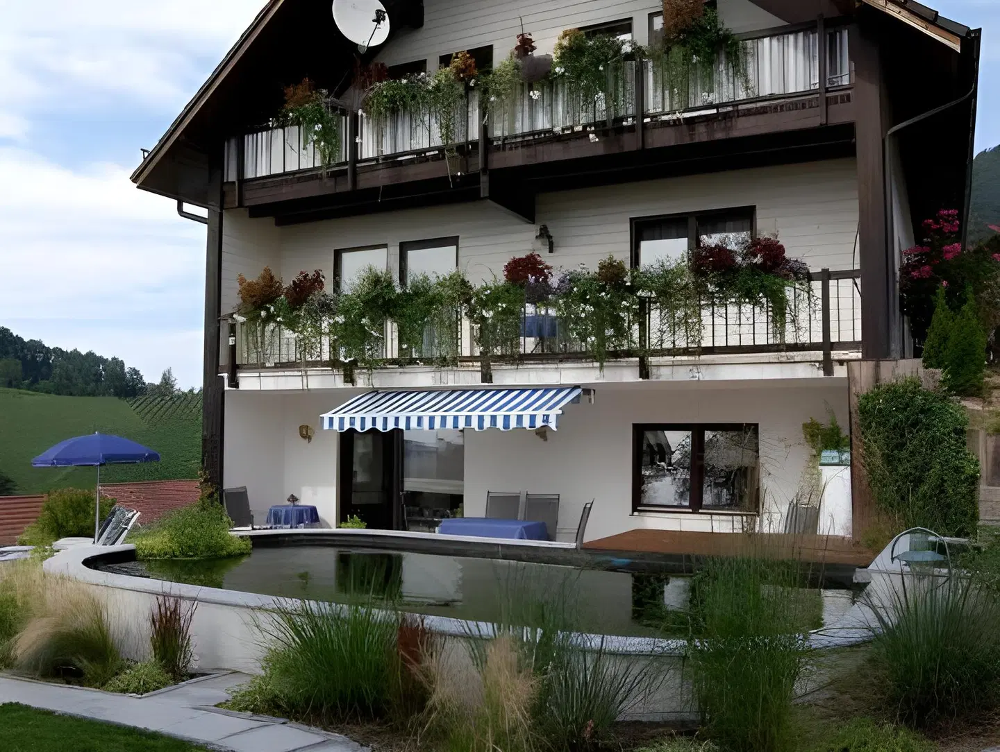 Landhaus Hiller OUTDOOR_POOL
