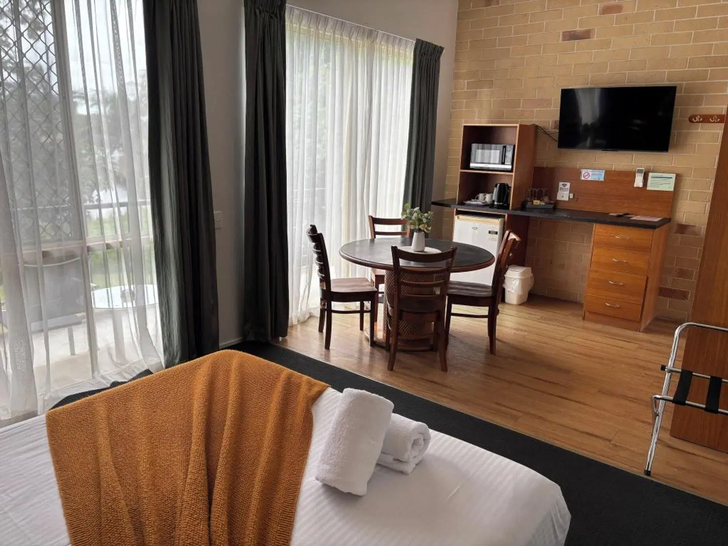 Caboolture Riverlakes Boutique Motel ROOM_EXAMPLE