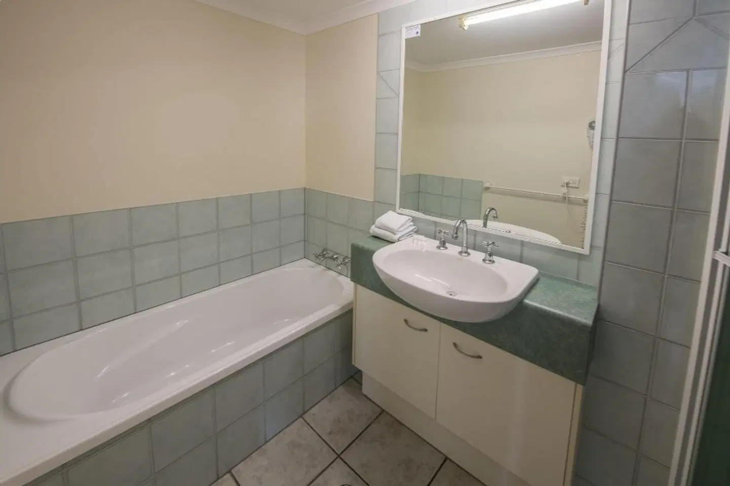 Centrepoint Apartments Caloundra Badezimmer