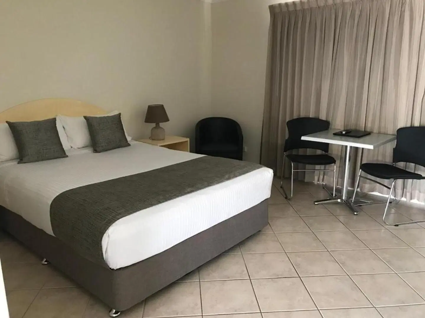 Rocky Gardens Motor Inn Rockhampton ROOM_EXAMPLE