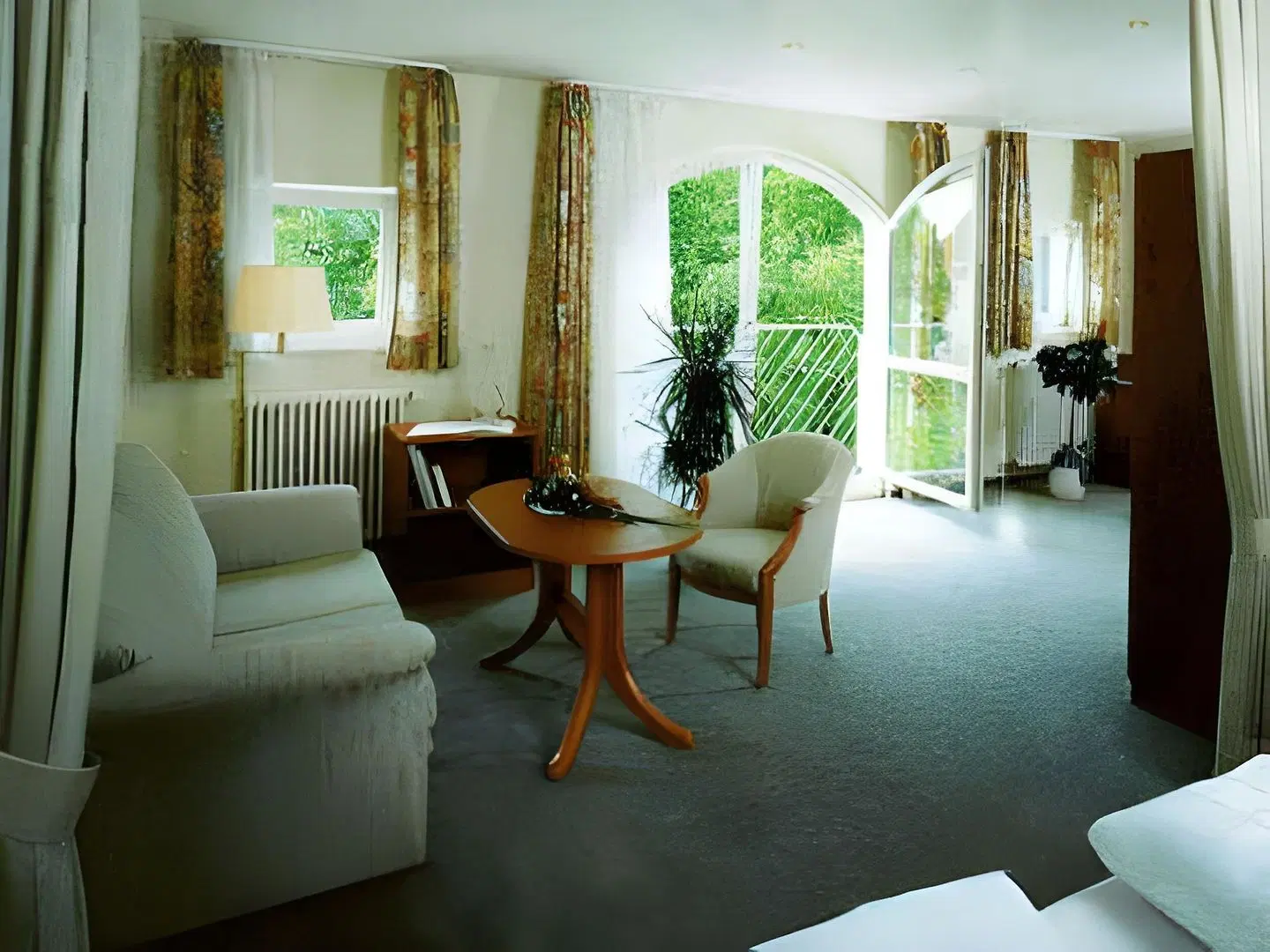 Adler ROOM_EXAMPLE