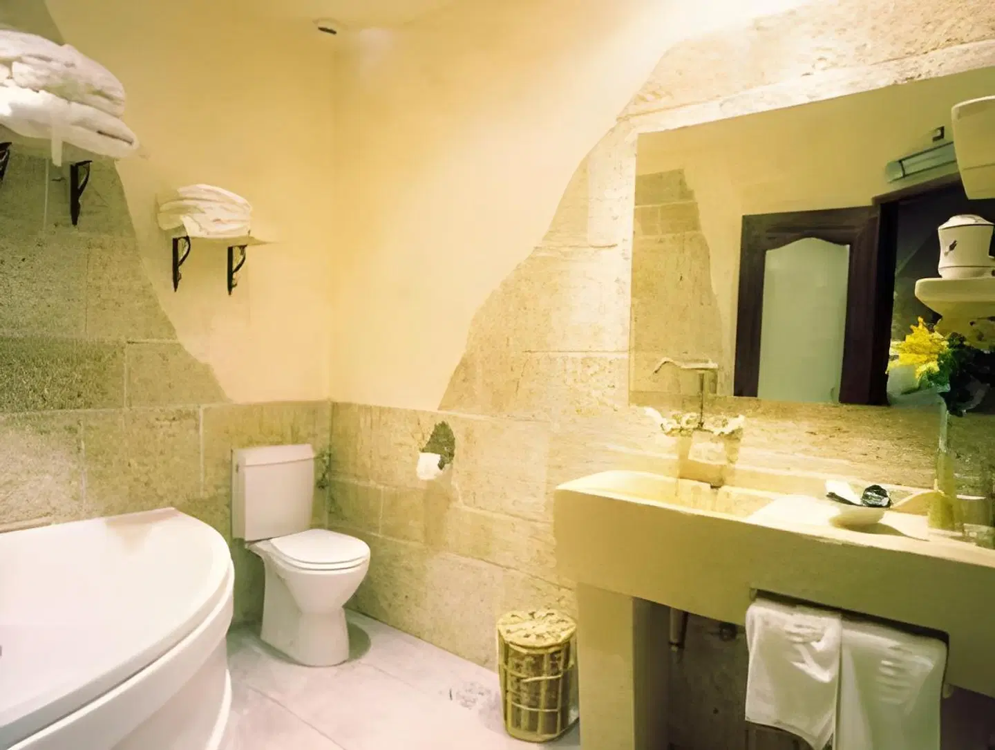 Ses Rotges Petit Badezimmer