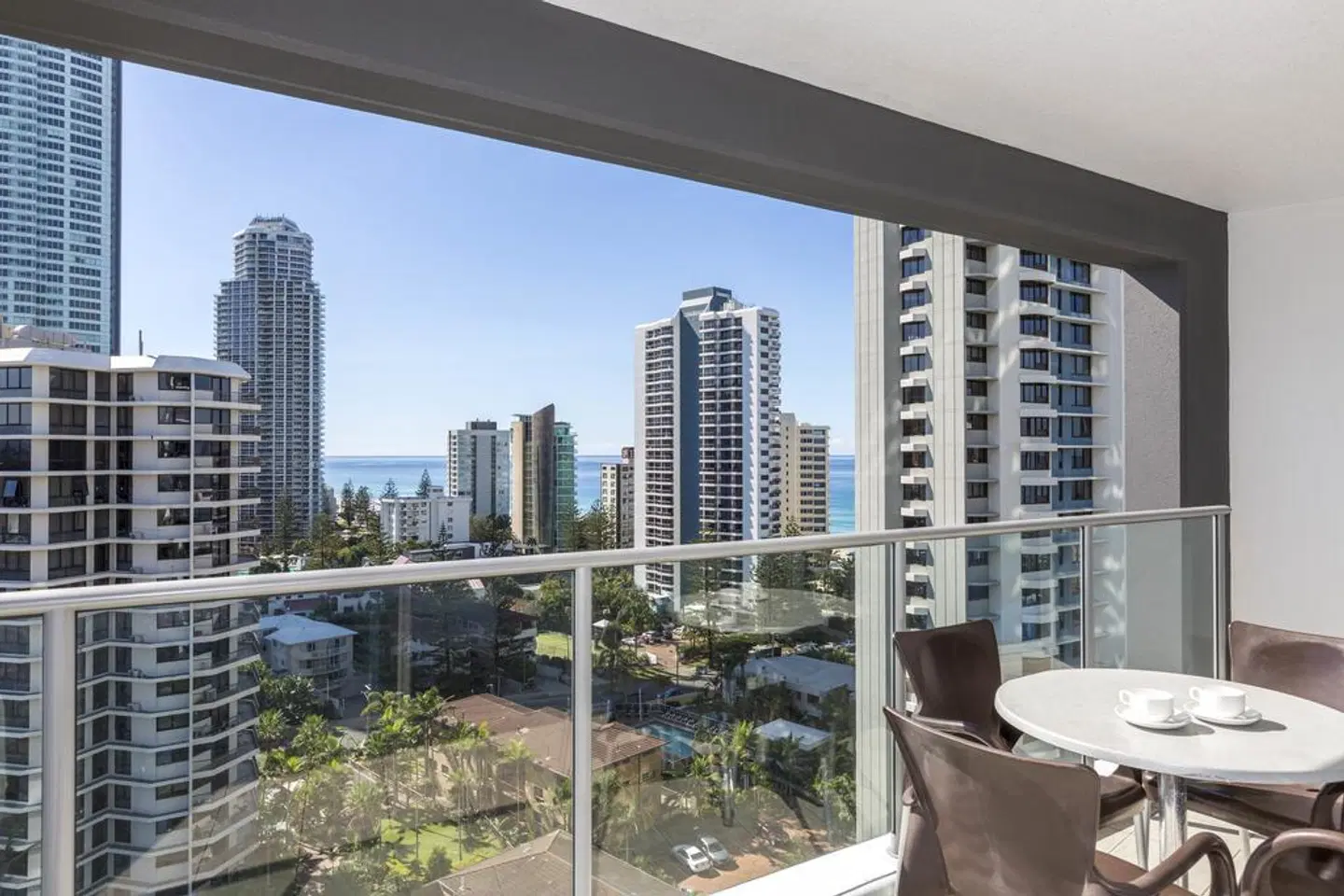 Artique Surfers Paradise Terrasse