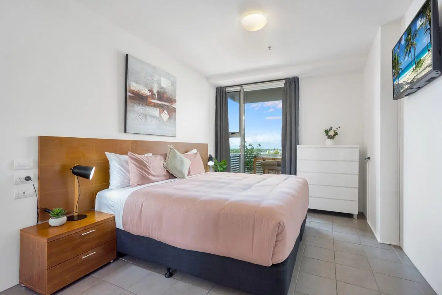 The Sebel Cairns Harbour Lights ROOM_EXAMPLE