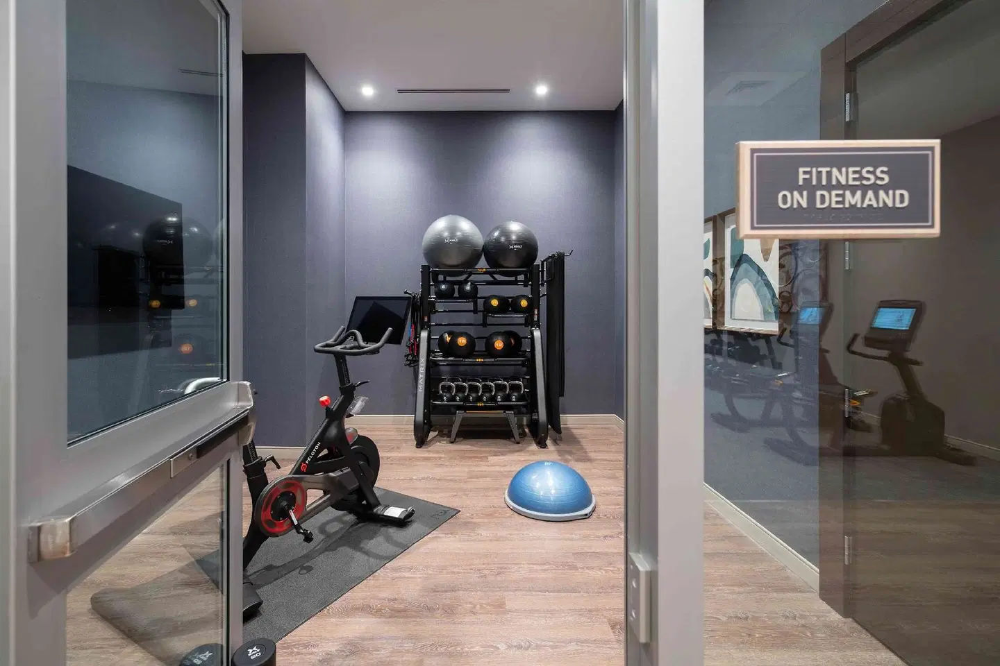 Homewood Suites by Hilton Boston Logan Airport Chelsea Badezimmer