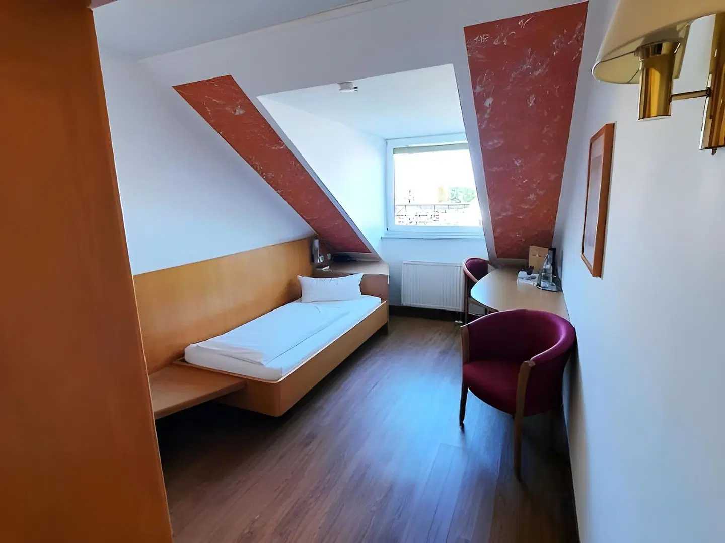 SunParc Hotel ROOM_EXAMPLE