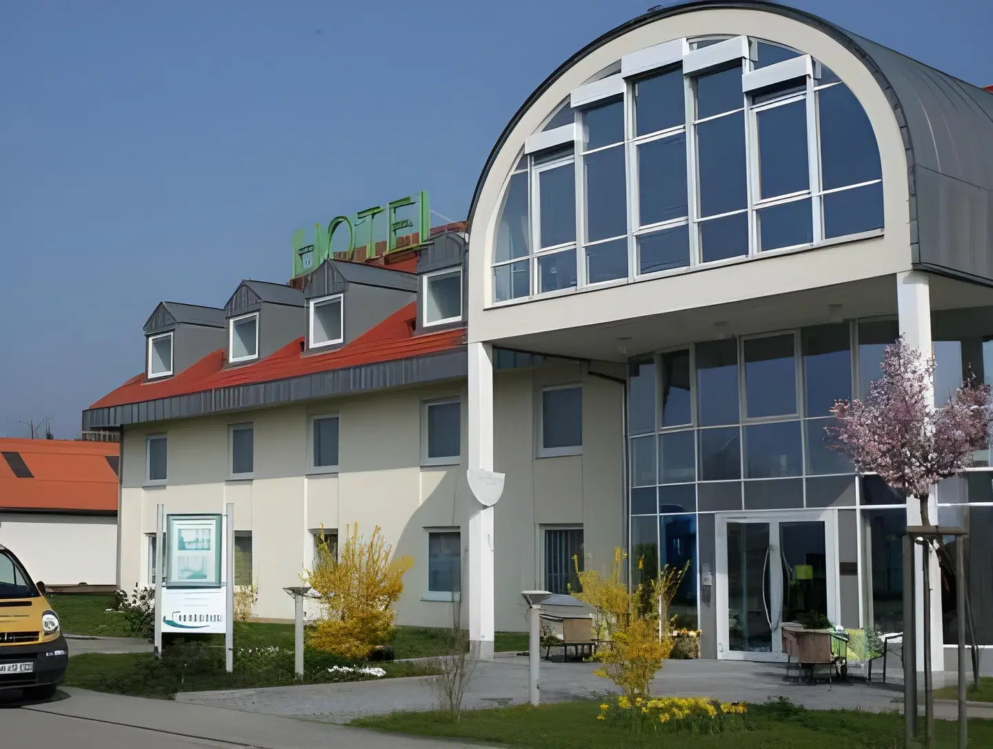 SunParc Hotel EXTERIOR