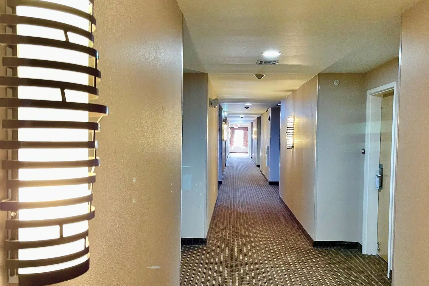 Red Carpet Inn and Suites Monmouth Junction LOUNGE_LOBBY