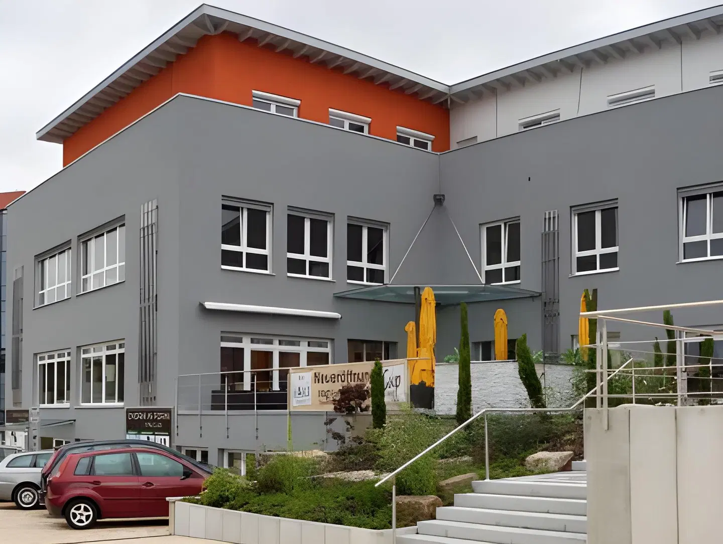 Maxis EXTERIOR